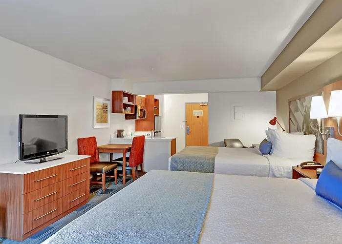 Executive Residency By Best Western Navigator Inn & Suites